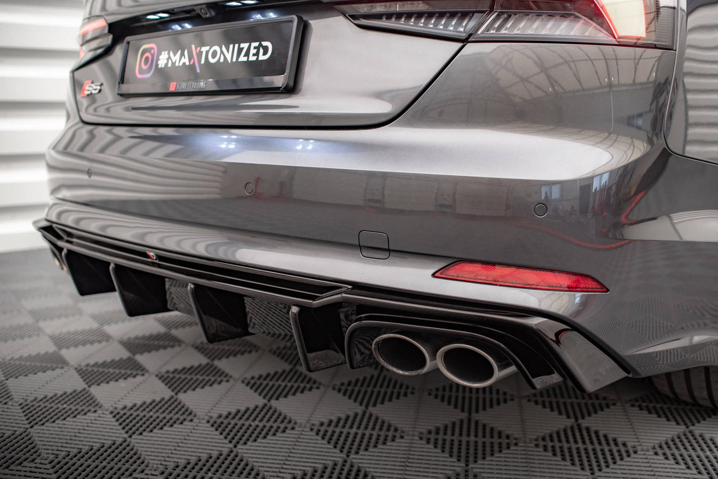 Bagerste diffuser Audi S5 F5 Coupe / Sportback
