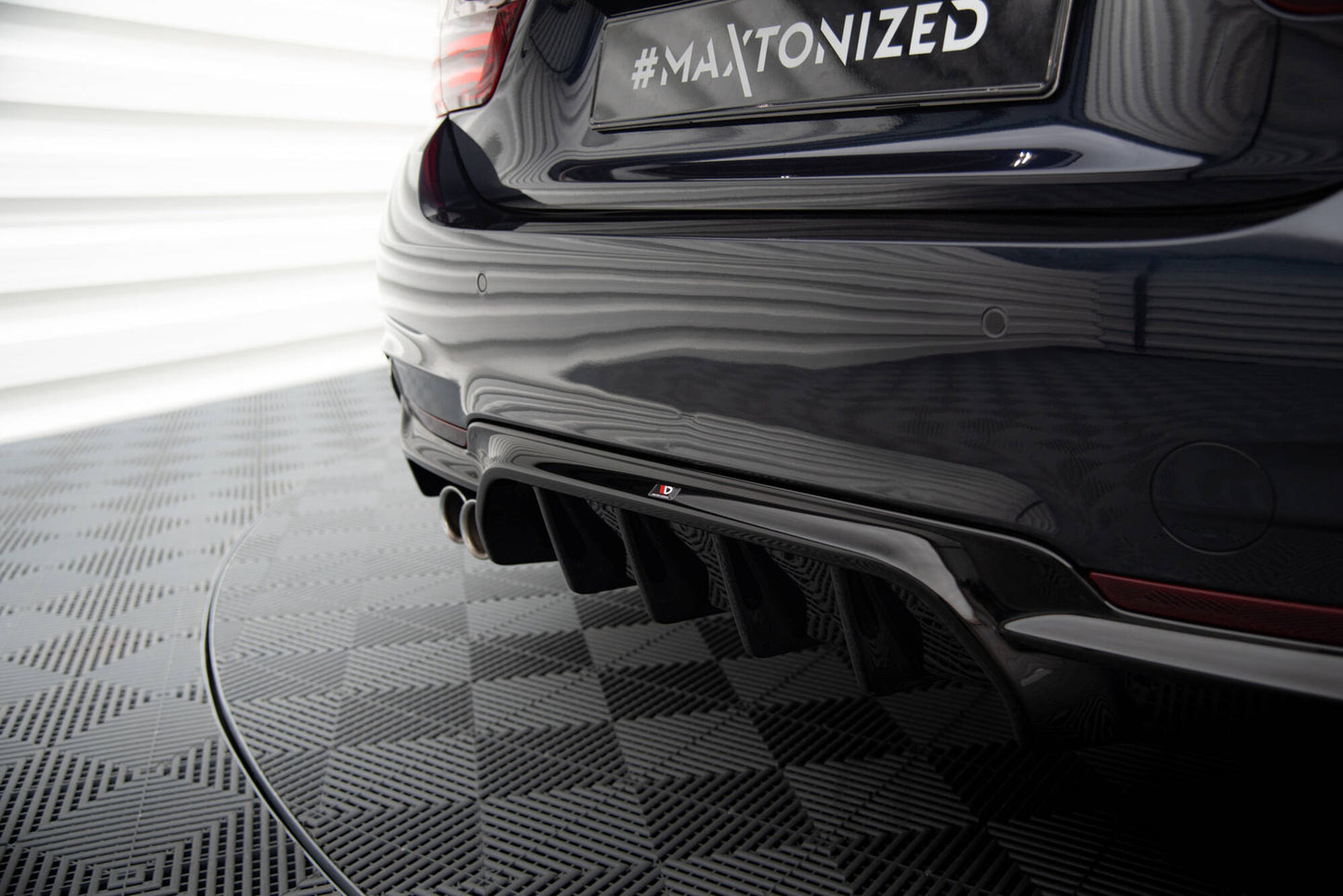Bagerste diffuser BMW 4 Coupe / Gran Coupe / Cabrio M-Pack F32 / F36 / F33 (Version med exhaust on one side)