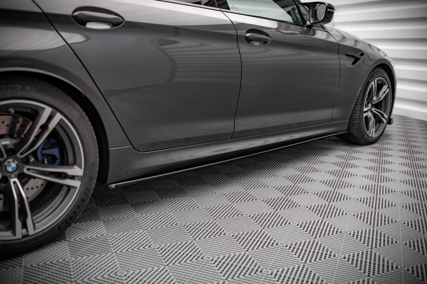 Sideskørter diffuser BMW M5 F90