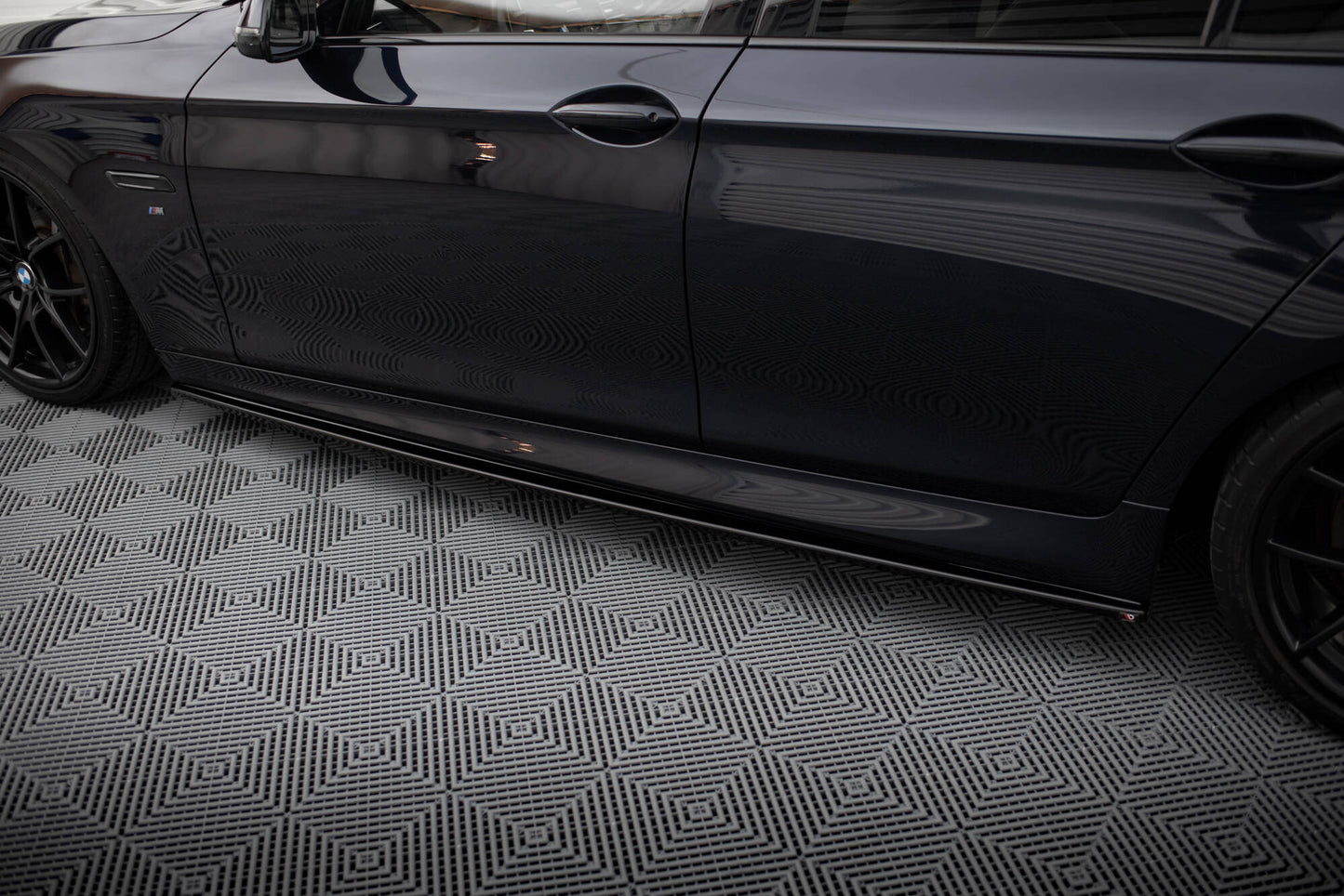 Sideskørter diffuser til BMW 5 F10/ F11 M-POWER/ M-PACK
