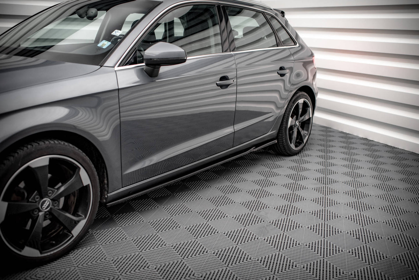 Sideskørter diffuser Audi A3 Sportback 8V