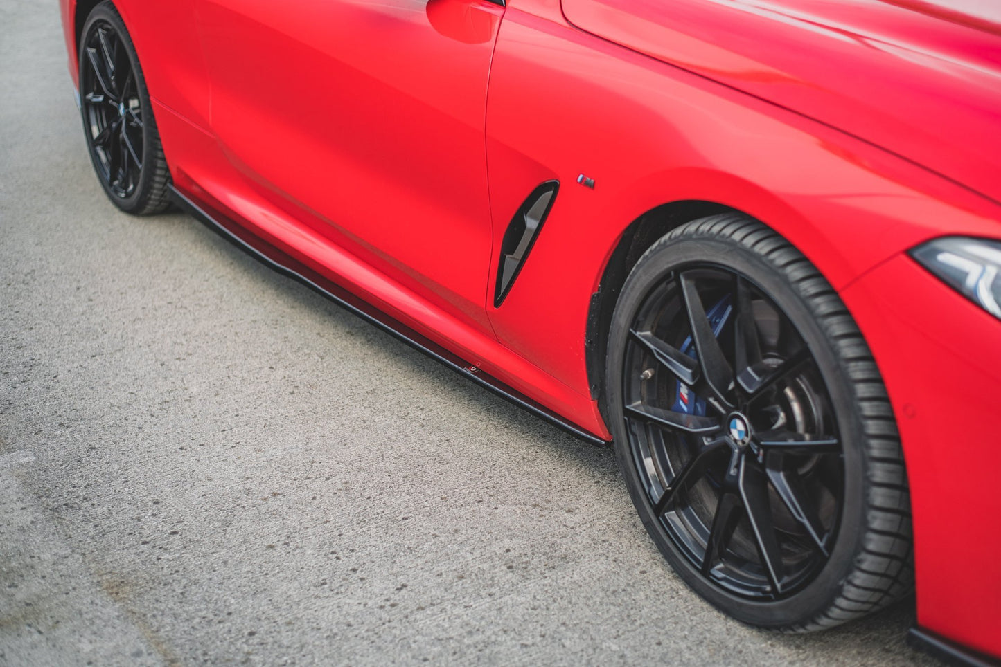 Sideskørter diffuser BMW 8 Coupe M-Pack G15 / M8 F92