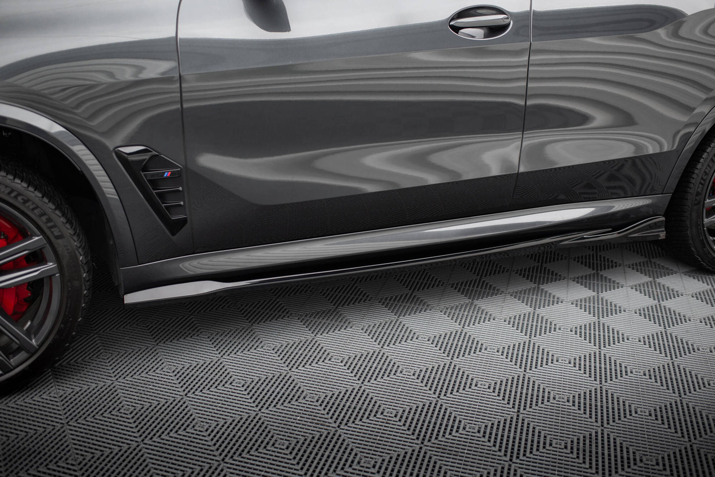 Sideskørter diffuser BMW X5 M F95 Facelift