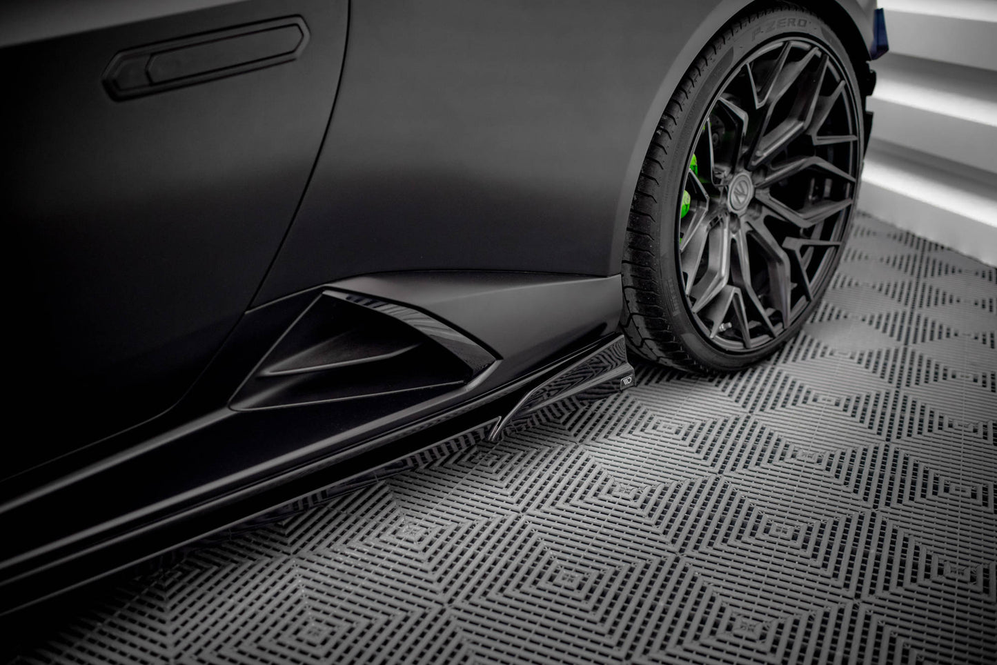 Sideskørter diffuser Lamborghini Huracan EVO