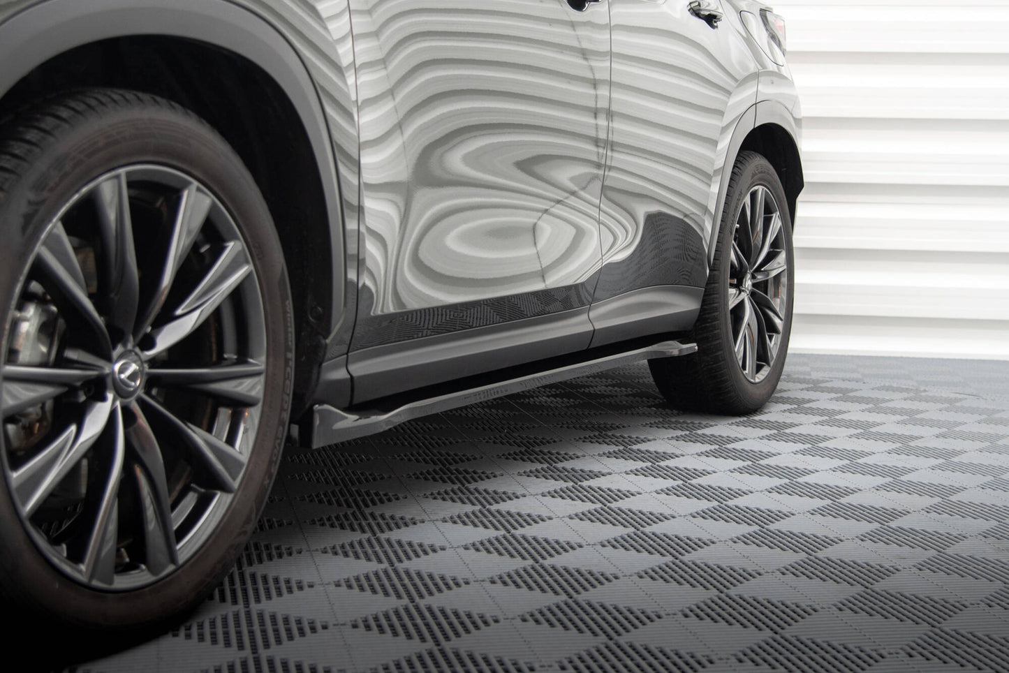 Sideskørter diffuser Lexus NX F-Sport Mk2