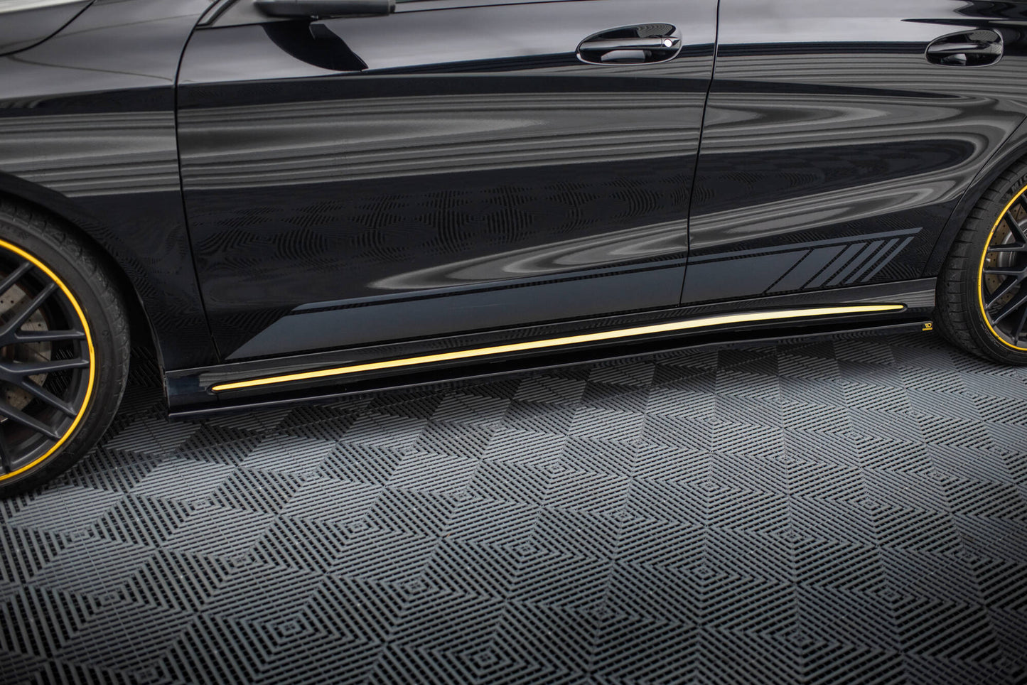 Sideskørter diffuser Mercedes-AMG CLA 45 C117 Facelift