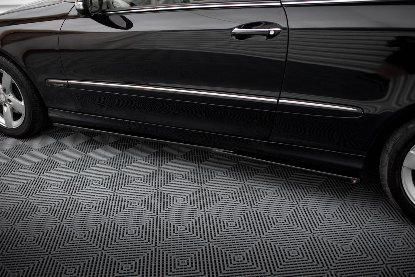 Sideskørter diffuser Mercedes-Benz CLK W209