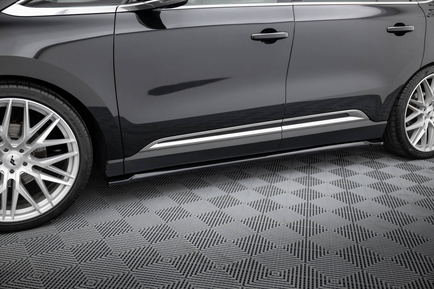 Sideskørter diffuser Renault Espace Mk5 Facelift