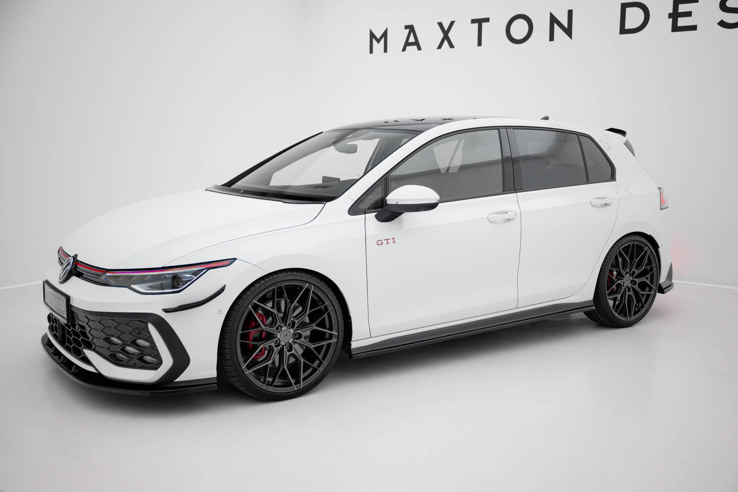 Sideskørter diffuser V.1 Volkswagen Golf GTI / GTE / GTI Clubsport / GTD / R-Line Mk8