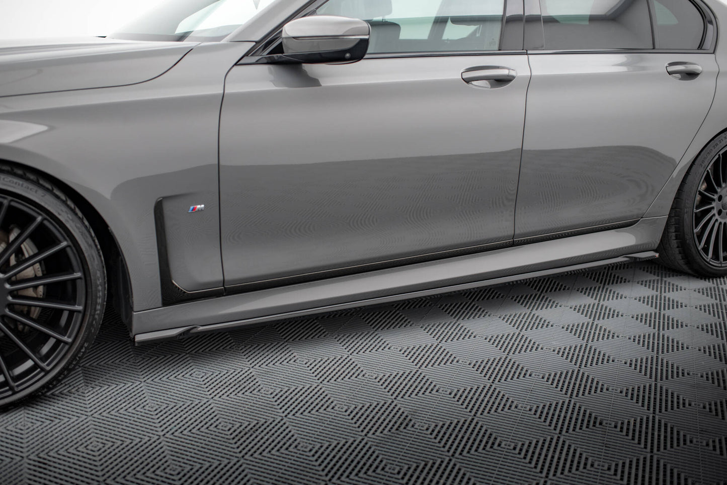 Sideskørter diffuser V.2 BMW 7 M-Pack G11