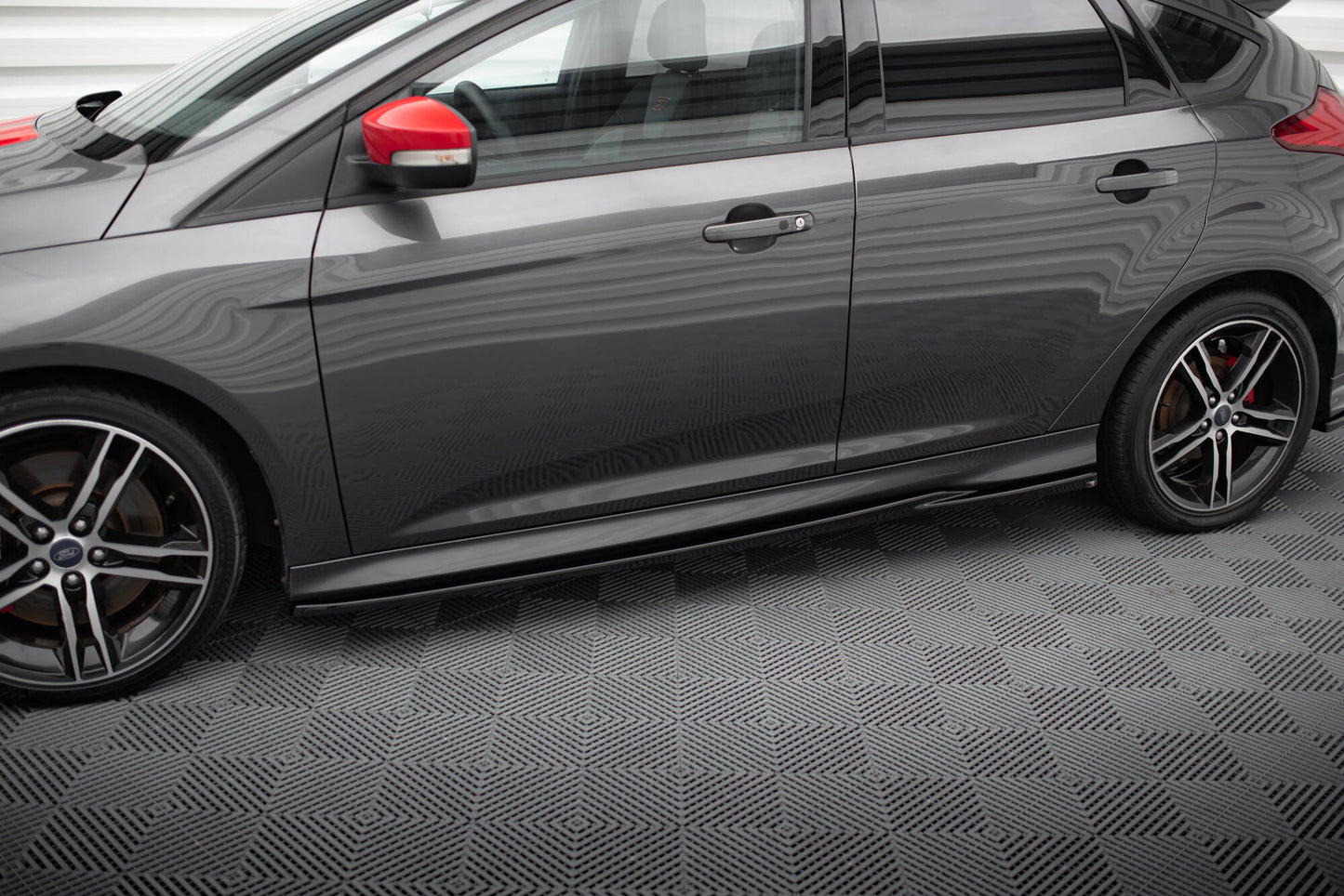 Sideskørter diffuser V.2 Ford Focus ST Mk3