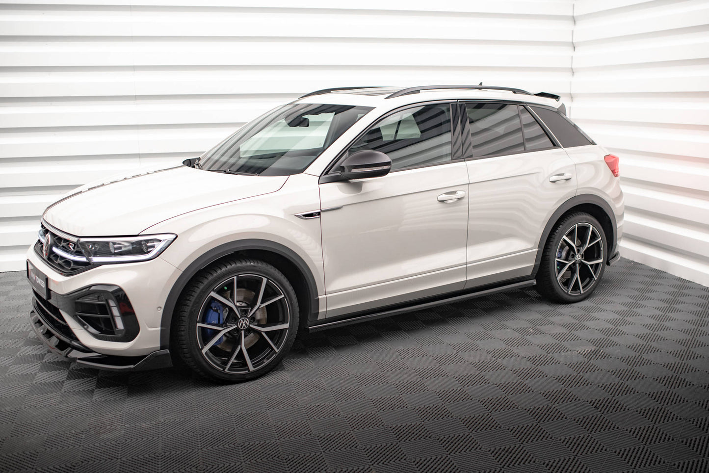 Sideskørter diffuser Volkswagen T-Roc R / R-Line Mk1