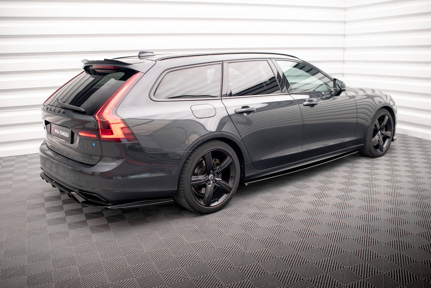 Sideskørter diffuser Volvo V90 / S90 R-Design Mk2
