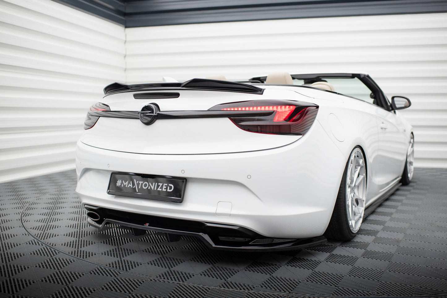 Spoiler cap 3D Opel Cascada