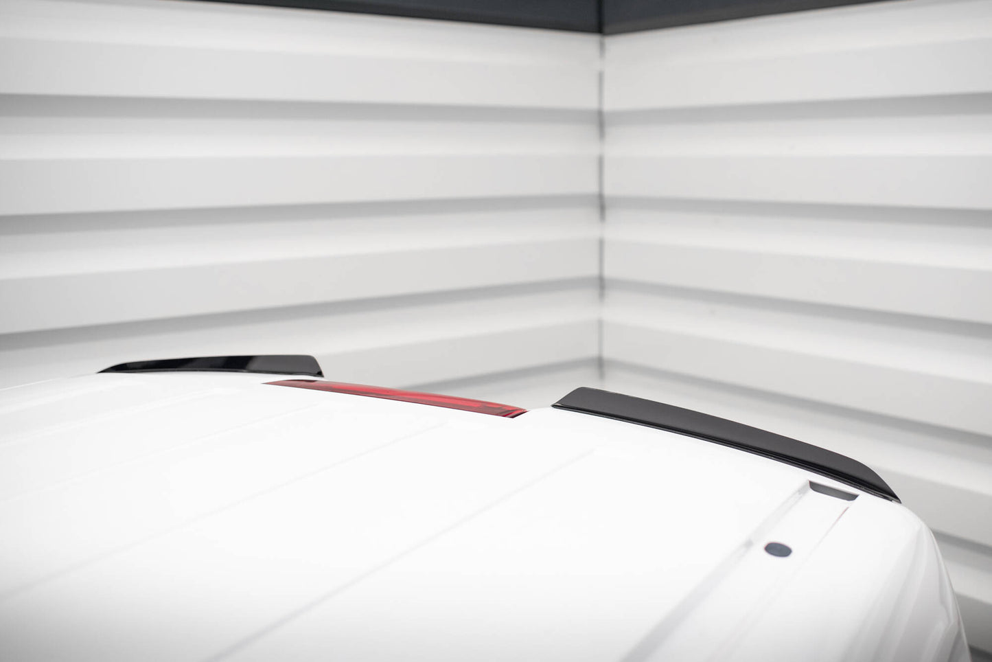 Spoiler cap Ford Transit Connect Mk2 Facelift