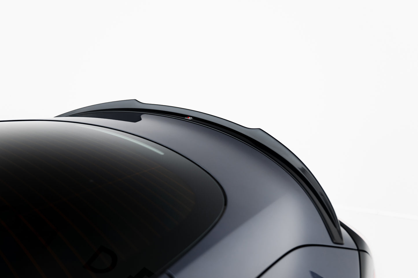 Spoiler cap Tesla Model 3