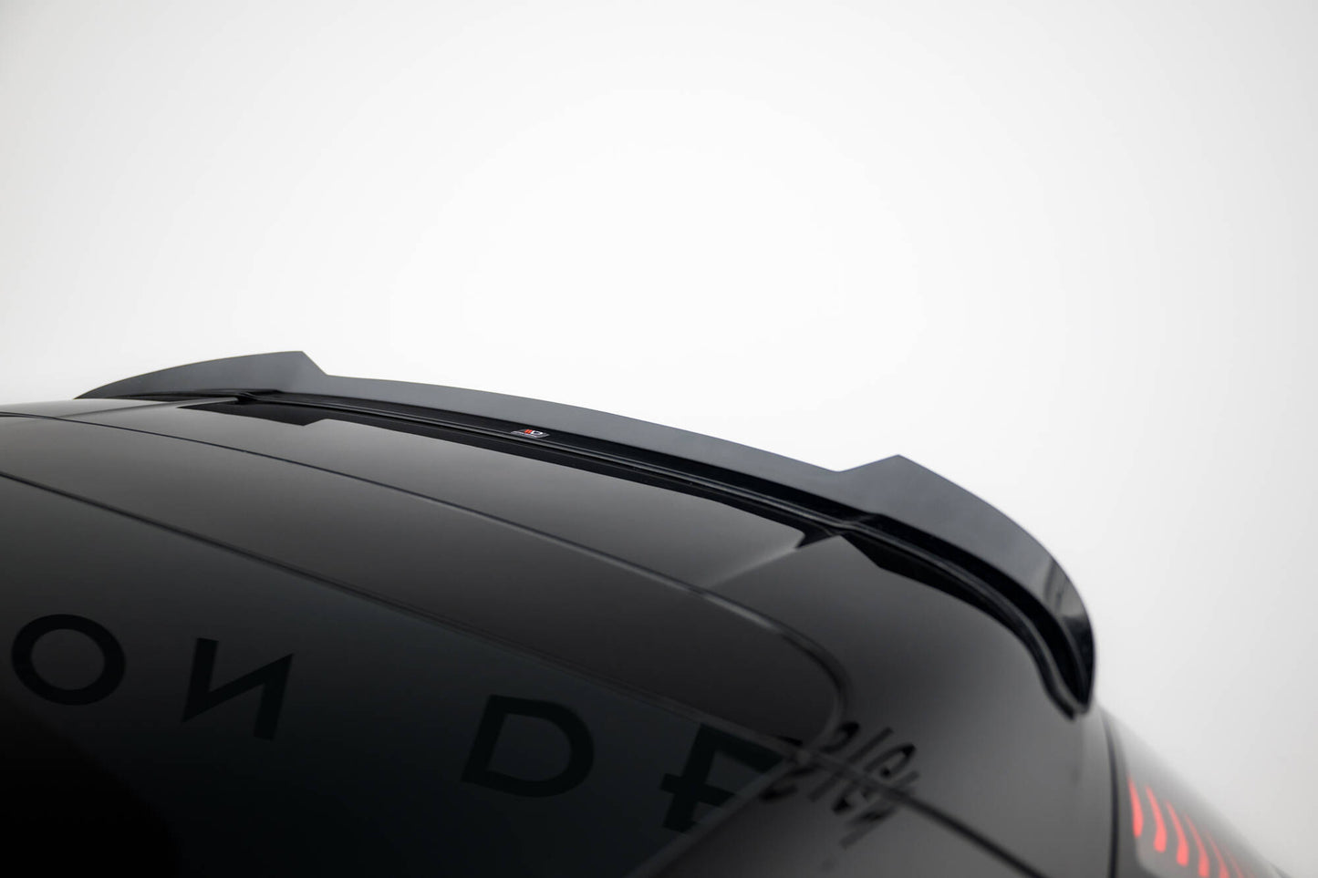 Spoiler cap Volvo EX30 Mk1