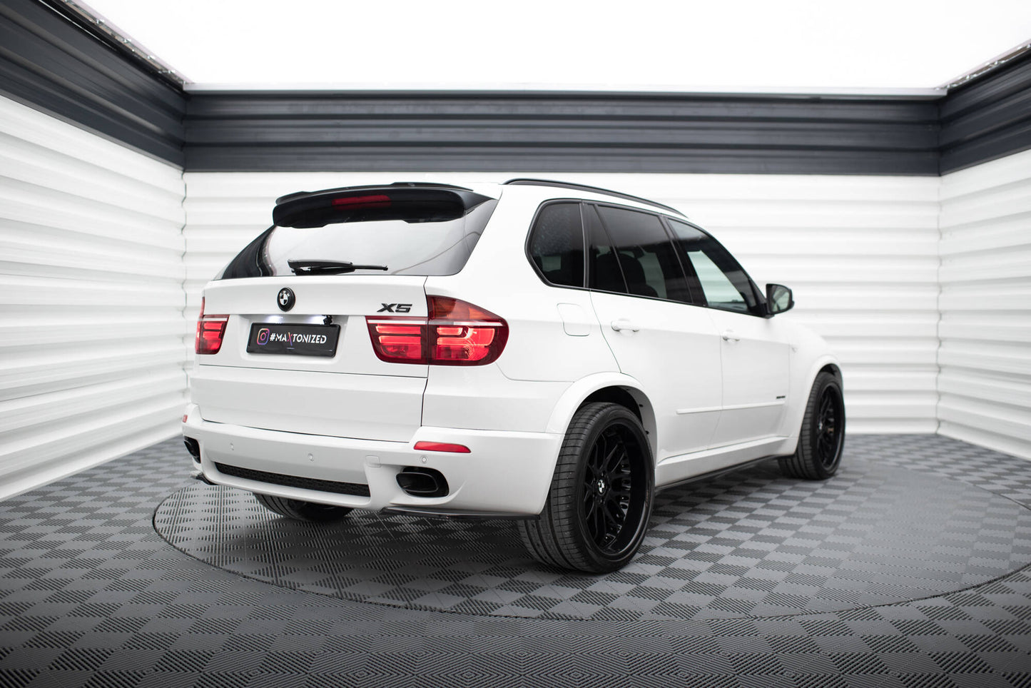 Spoiler cap til BMW X5 E70 Facelift M-pack