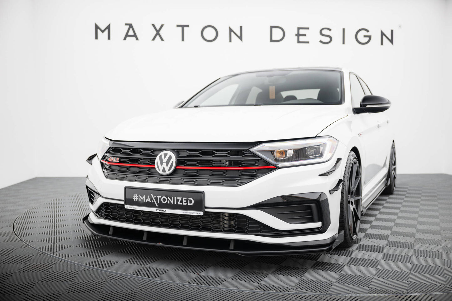 Forreste splitter Street Pro + Flaps Volkswagen Jetta GLI Mk7