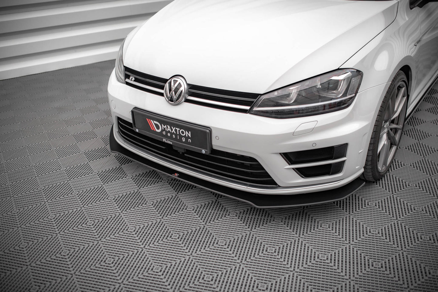 Forreste splitter Street Pro V.1 Volkswagen Golf R Mk7
