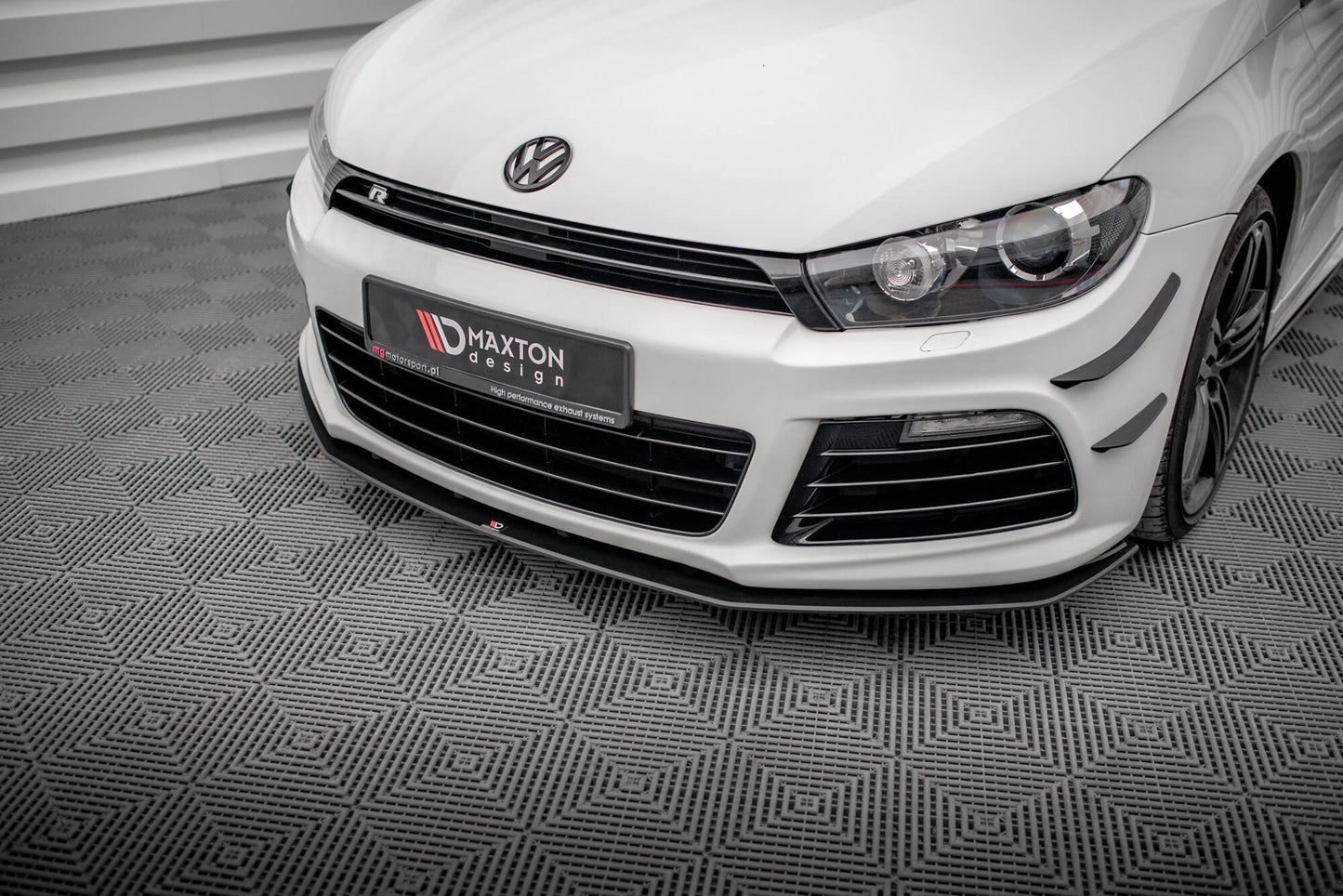 Forreste splitter Street Pro Volkswagen Scirocco R Mk3