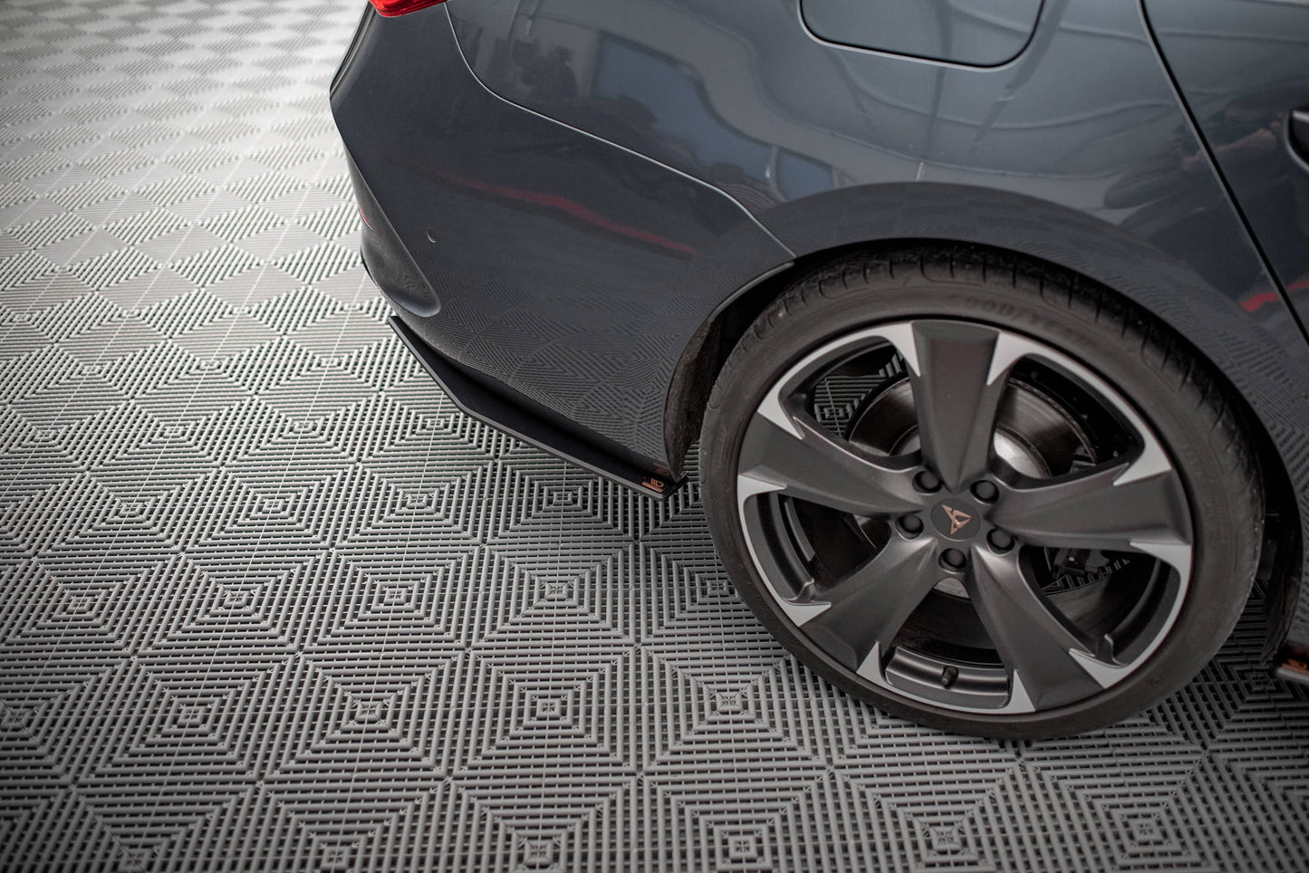 Bagerste sidesplitter Street Pro Cupra Leon ST Mk1