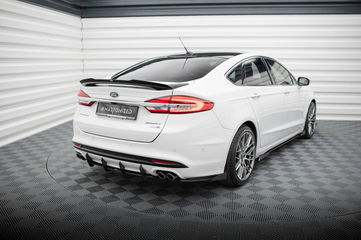 Bagerste sidesplitter Street Pro + Flaps Ford Mondeo Sport Mk5 Facelift / Fusion Sport Mk2 Facelift