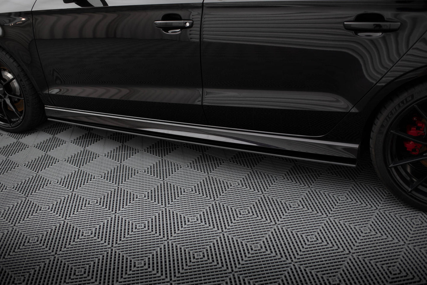 Sideskørter diffuser Street Pro Audi RS3 Sedan 8V Facelift