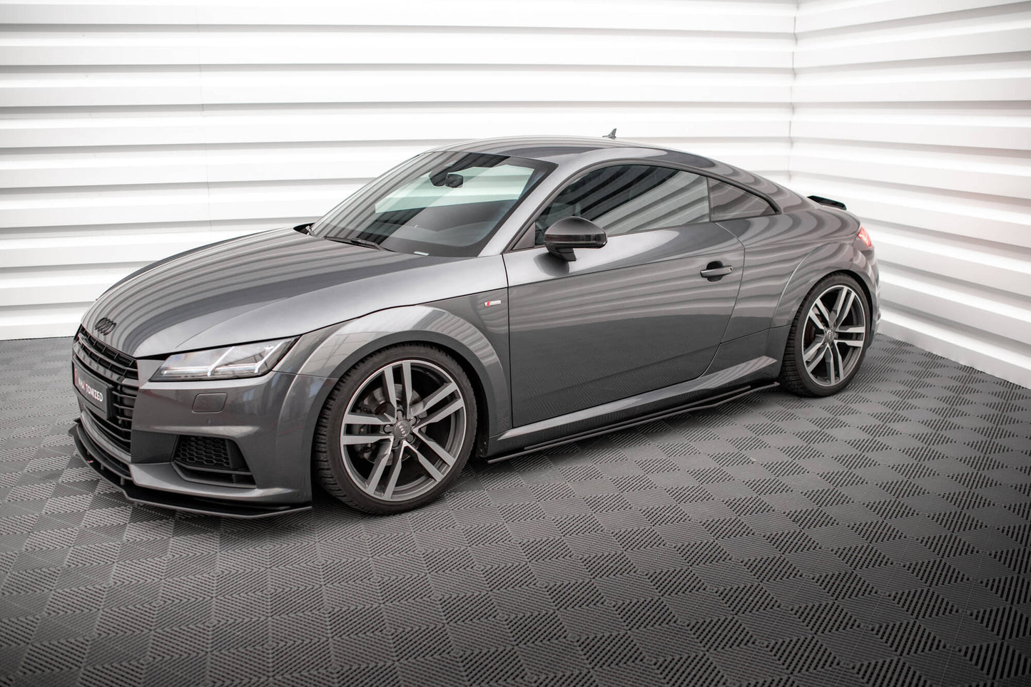 Sideskørter diffuser Street Pro Audi TT S / S-Line 8S