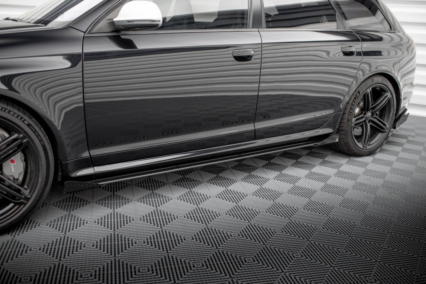 Sideskørter diffuser Street Pro + Flaps Audi RS6 Avant C6