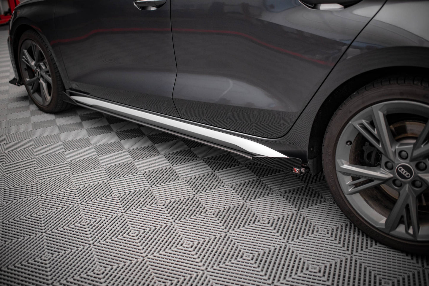 Sideskørter diffuser Street Pro + Flaps Audi S3 / A3 S-Line 8Y / 8Y Facelift