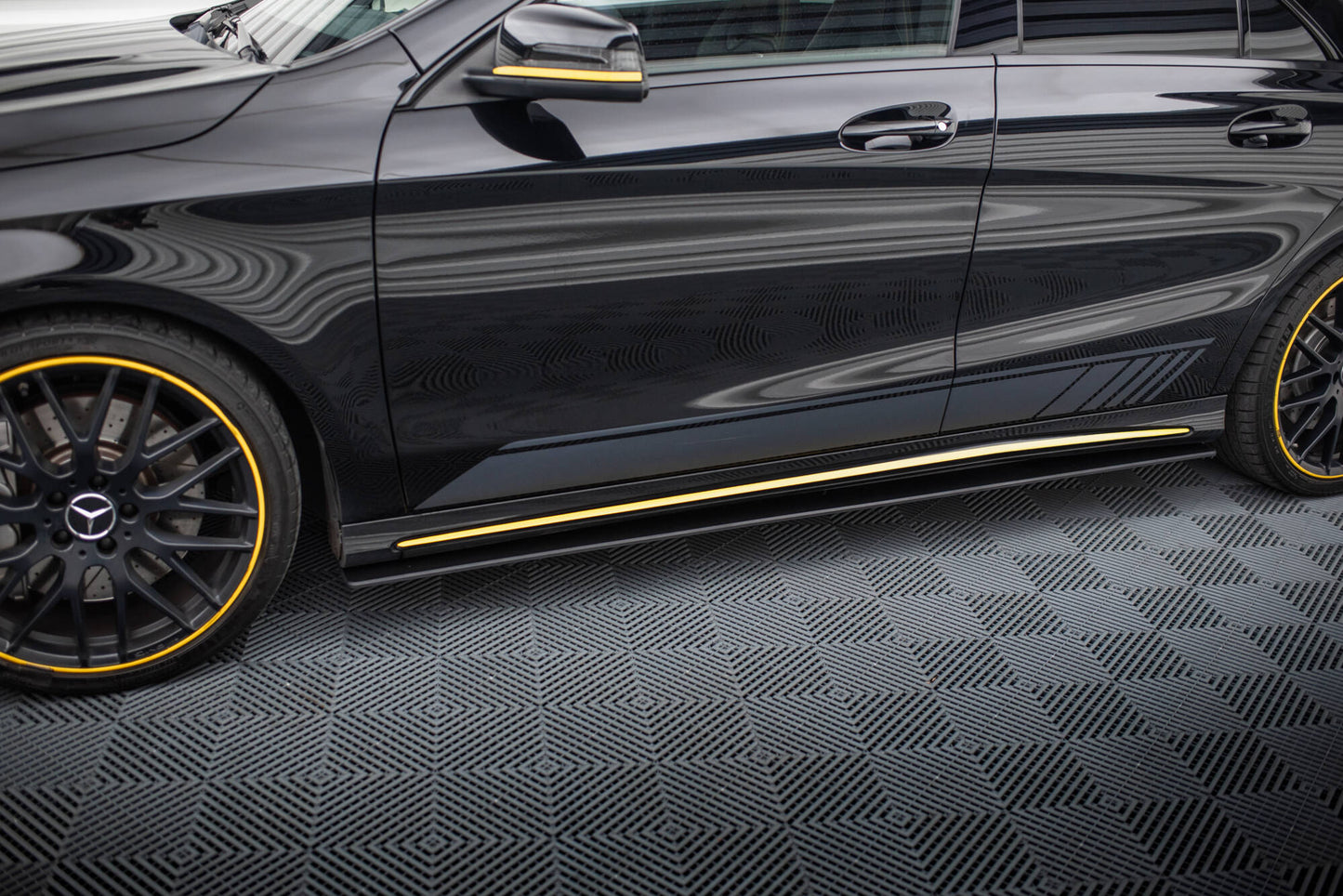 Sideskørter diffuser Street Pro Mercedes-AMG CLA 45 C117 Facelift