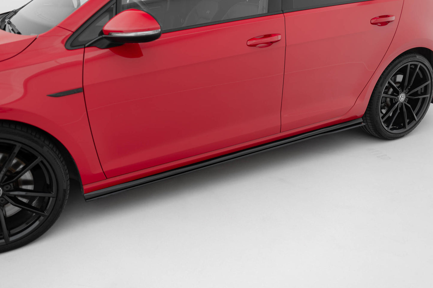 Sideskørter diffuser Street Pro Volkswagen Golf R / R-Line Mk7 Facelift