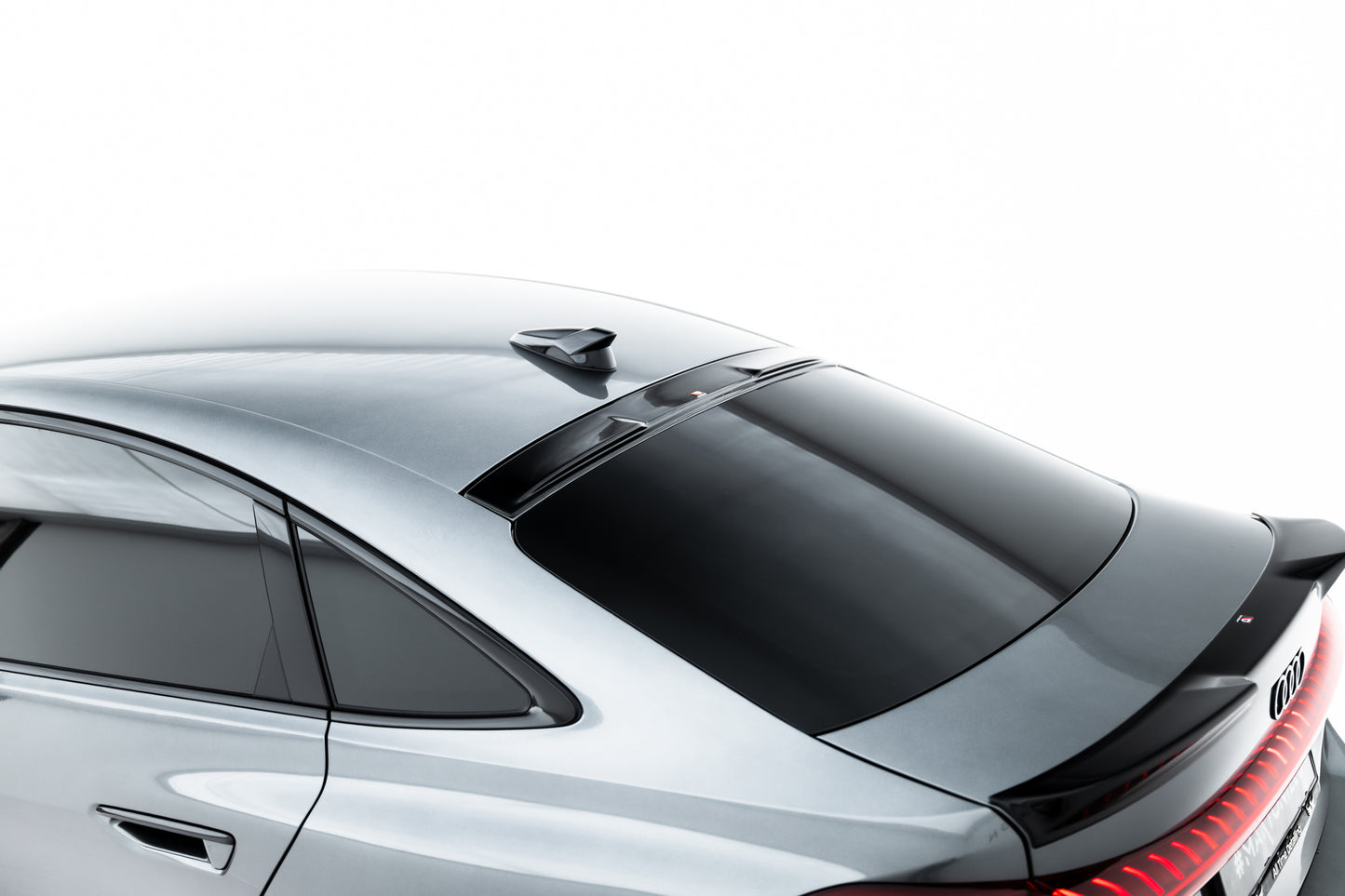 Forlængelse af bagerste vindue Audi A5 S-Line Sedan B10
