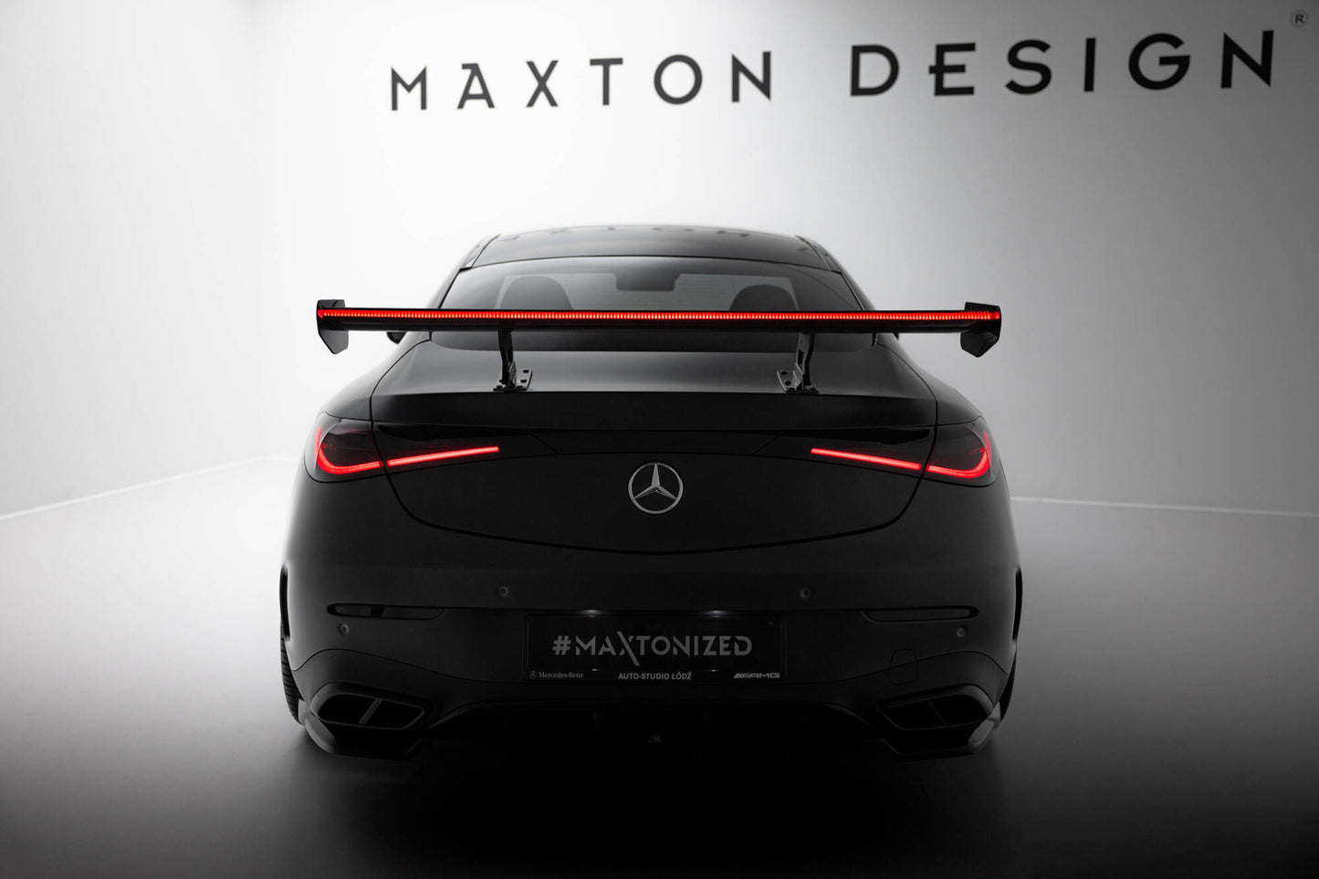 Spoiler kulfiber V.1 + LED Mercedes-Benz CLE AMG-Line C236