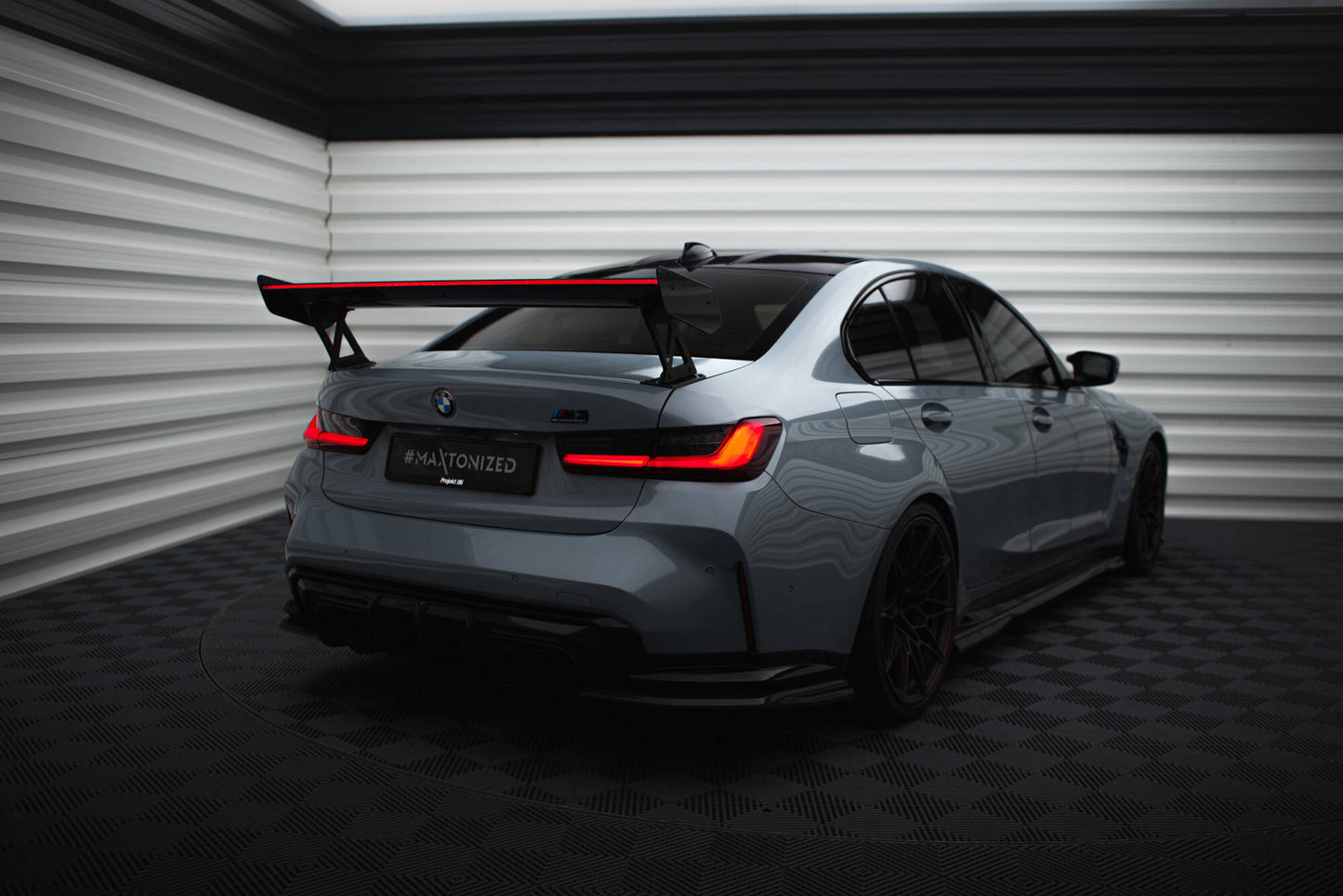 Spoiler kulfiber med Udvendige beslag Stående + LED BMW M3 G80 / M340i G20 / 3 M-Pack G20 / 3 Standard G20
