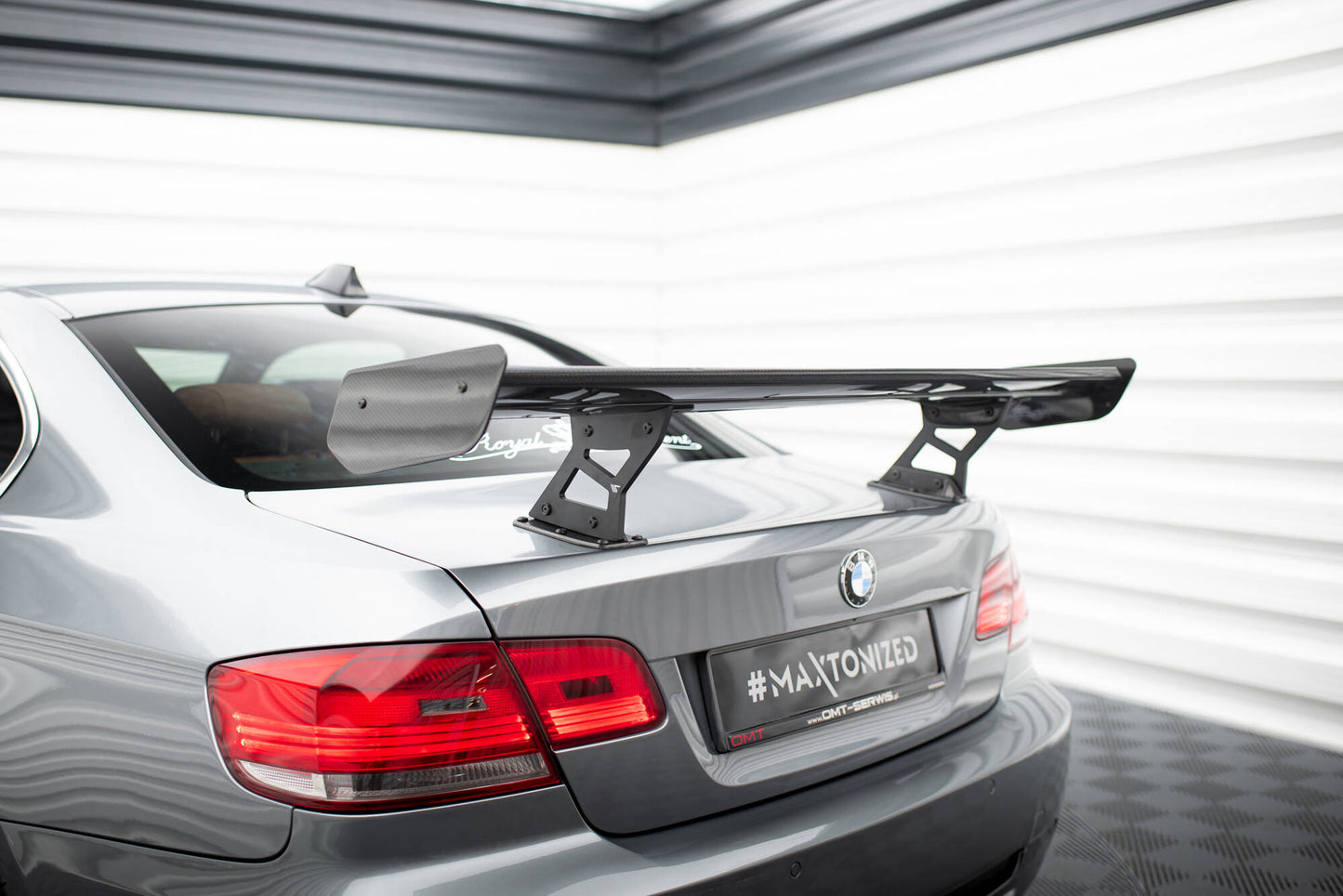 Spoiler kulfiber med Internal Brackets Uprights BMW 3 / M3 Coupe E92