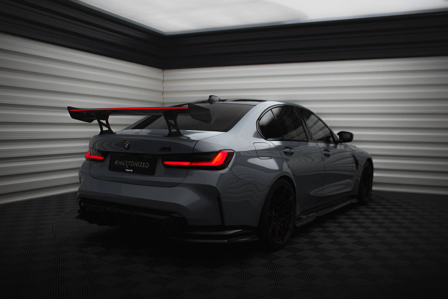 Spoiler kulfiber med Internal Brackets Uprights + LED BMW M3 G80 / M340i G20 / 3 M-Pack G20 / 3 Standard G20