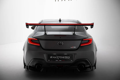 Spoiler kulfiber med Internal Brackets Uprights + LED Toyota GR86 / Subaru BRZ Mk2
