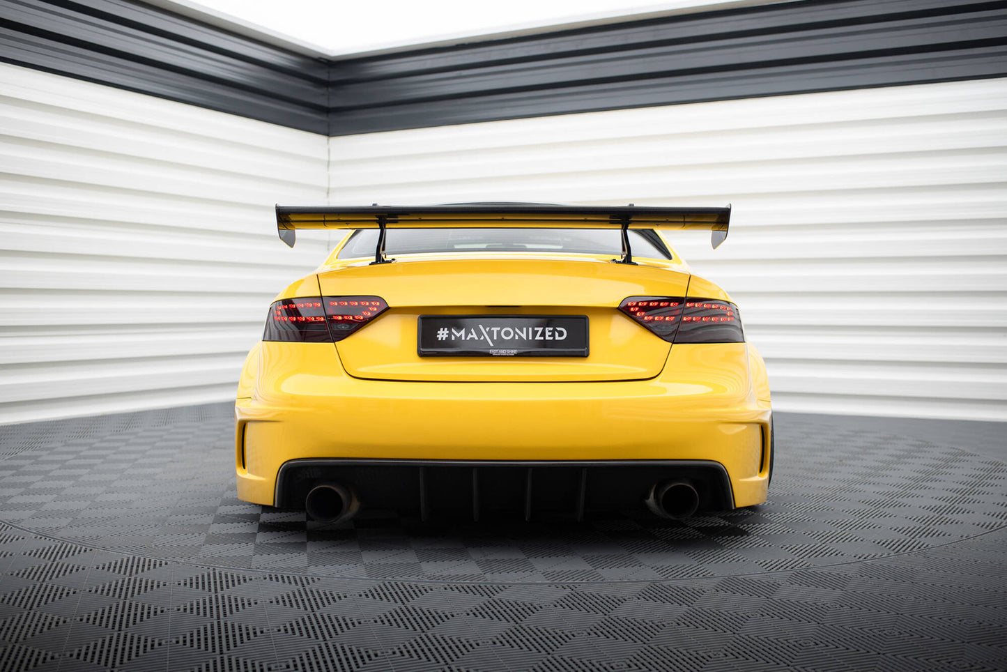 Spoiler kulfiber med Øverste Swan Mounting Audi A5 Coupe 8T