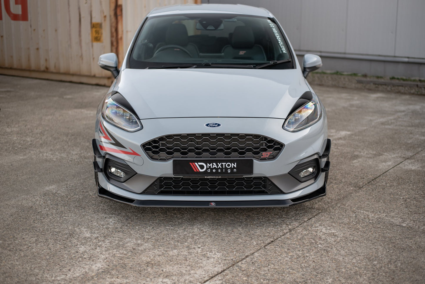 Øjenbryn Ford Fiesta Mk8 ST / ST-Line / Standard