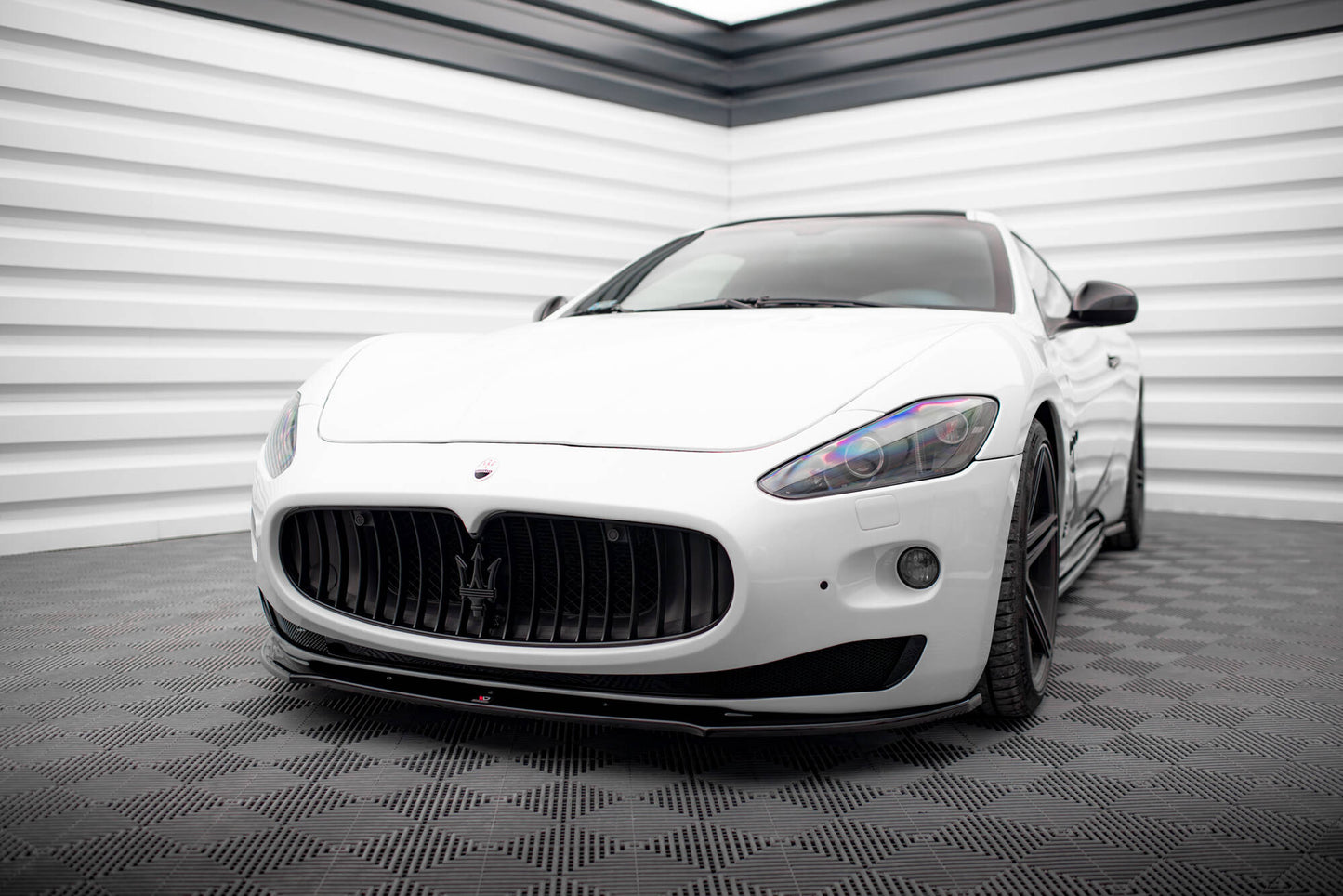 Forreste splitter Maserati Granturismo Mk1