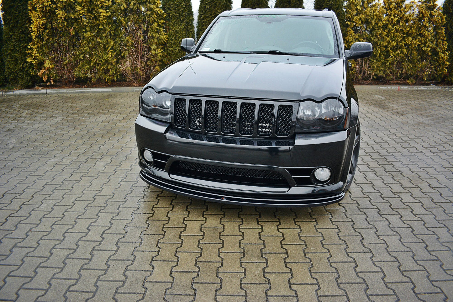 Forreste splitter V.1 JEEP GRAND CHEROKEE WK STR8