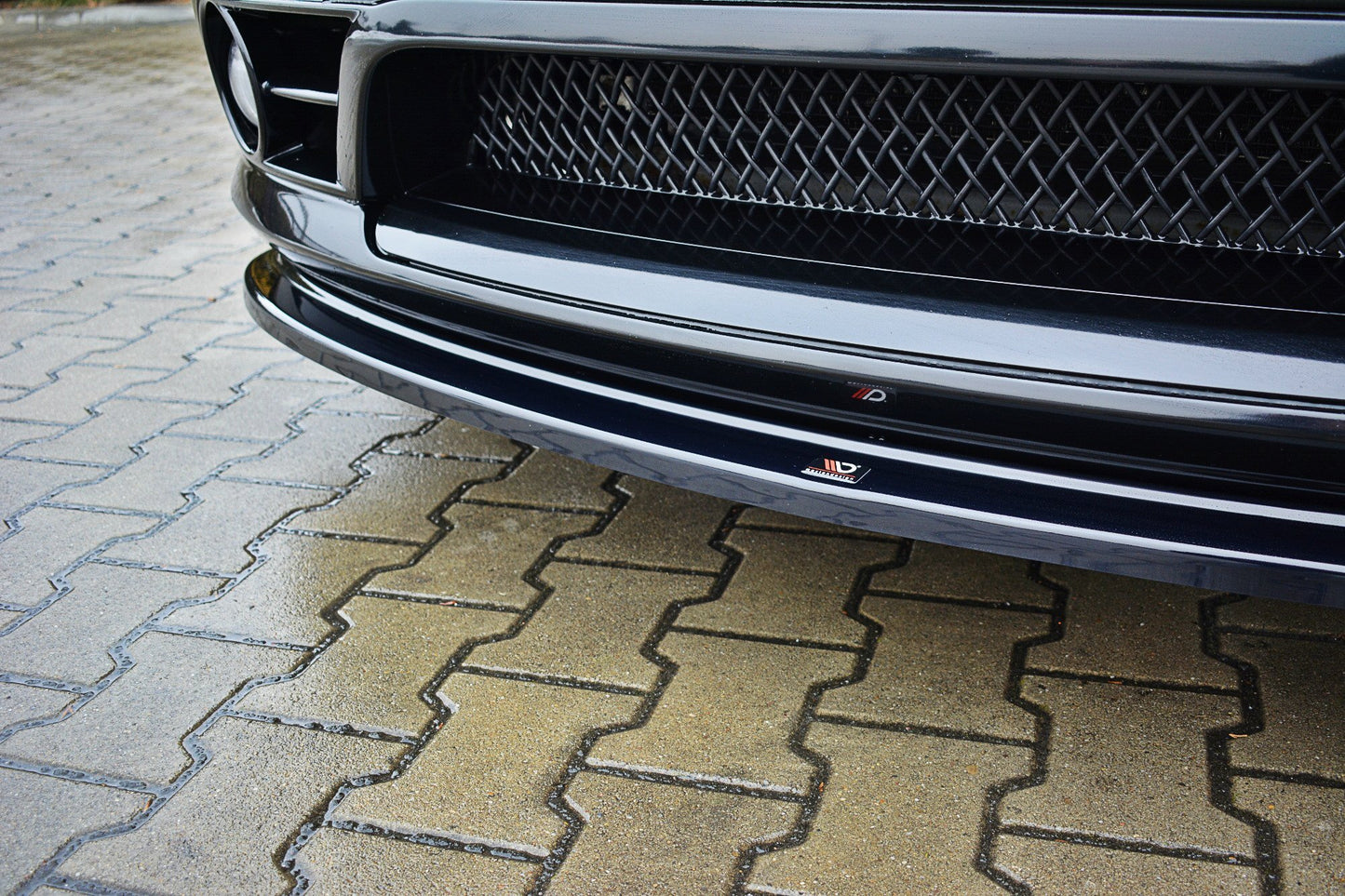 Forreste splitter V.1 JEEP GRAND CHEROKEE WK STR8
