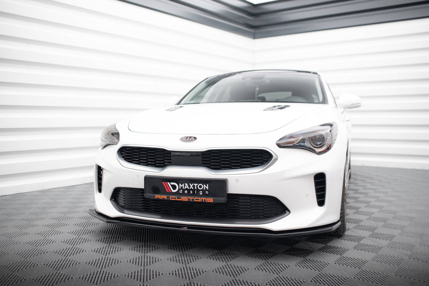 Forreste splitter V.1 Kia Stinger GT / GT-Line / Standard Mk1