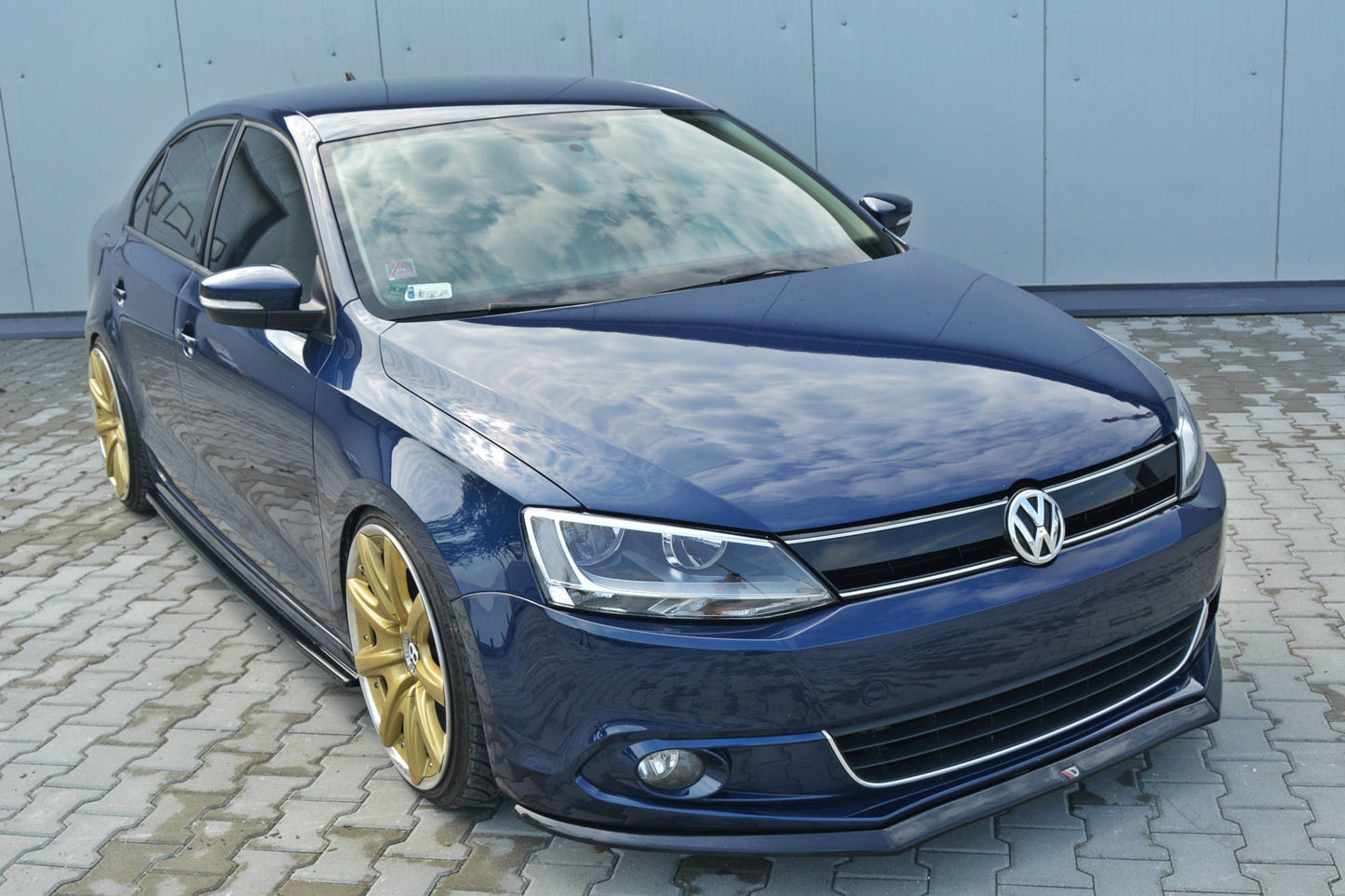 Forreste splitter V.2 VOLKSWAGEN JETTA MK6 SEDAN PREFACE