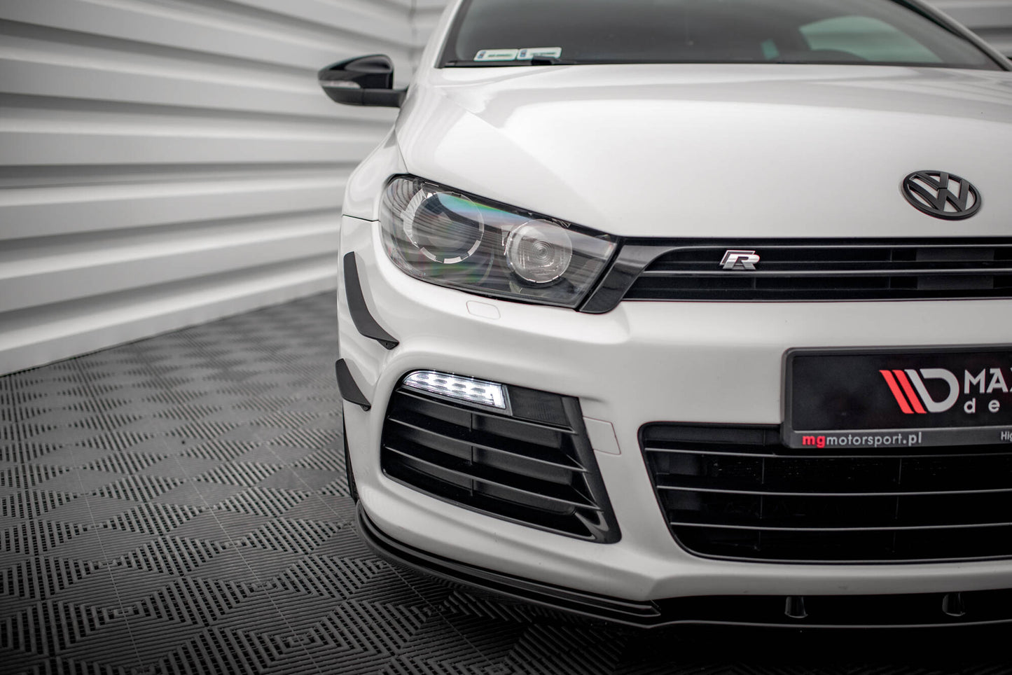 Forkofanger Vinger (Canards) Volkswagen Scirocco R Mk3