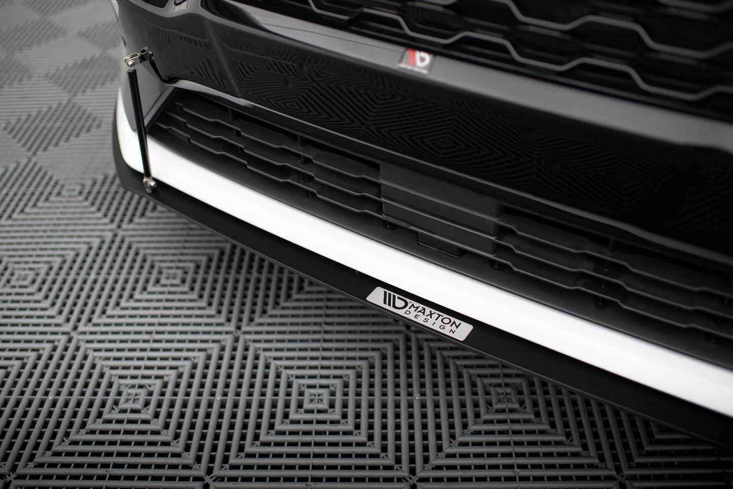 Forreste splitter Racing V.2 Ford Fiesta Mk8 ST / ST-Line