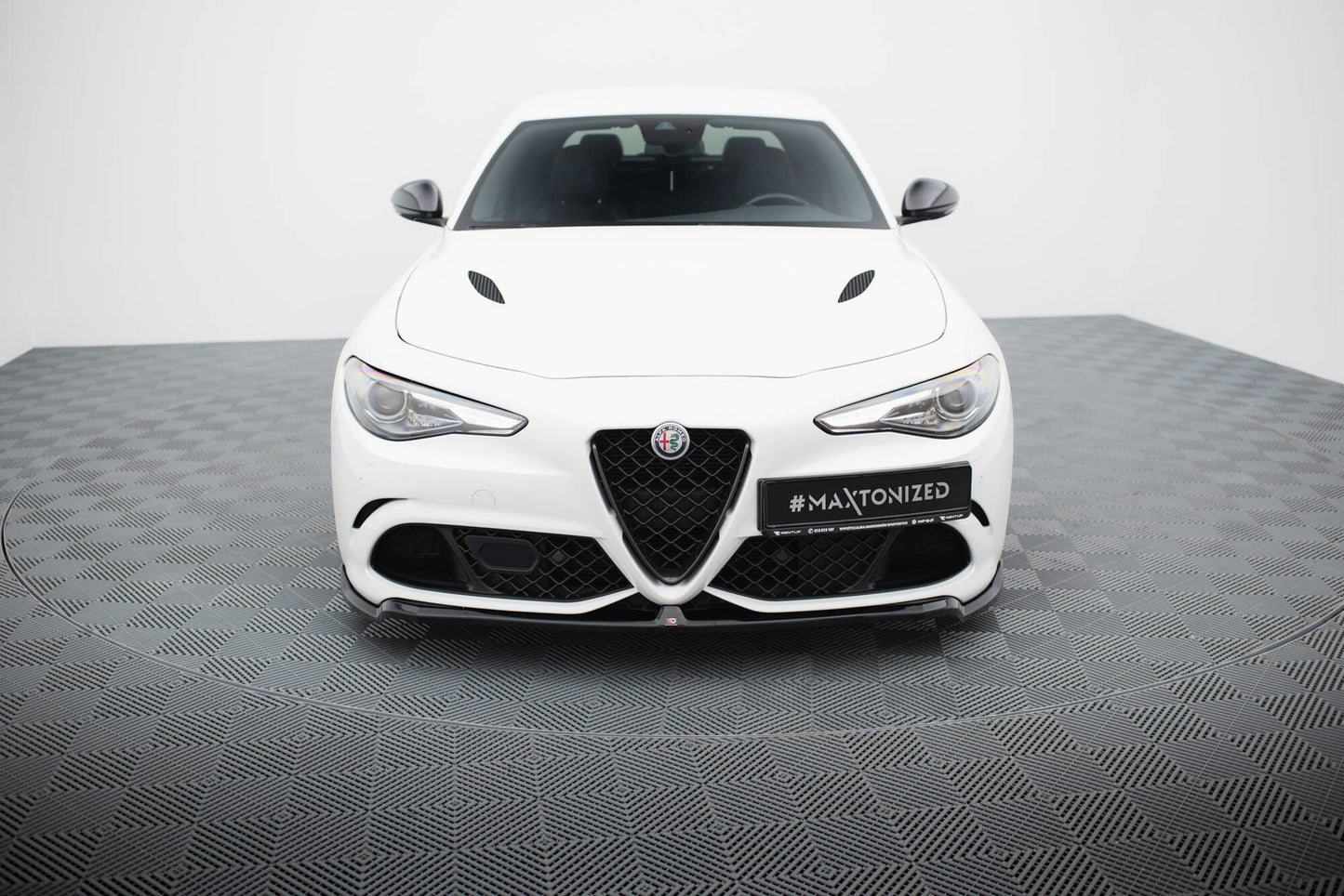 Forreste splitter Alfa Romeo Giulia Quadrifoglio