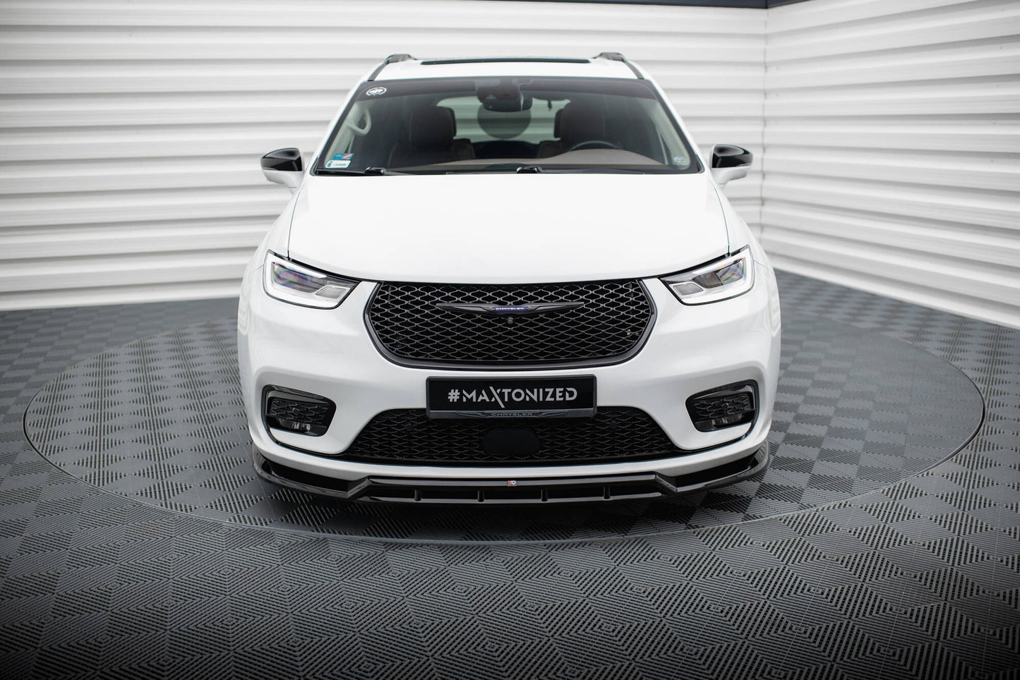 Forreste splitter Chrysler Pacifica Mk2 Facelift